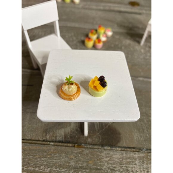 Miniature Dollhouse Set of 11 Fruit Tarts Dessert Food Assorted Pastries Crafts - Picture 3 of 9